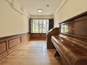 Study/Playroom/Bedroom 4- click for photo gallery